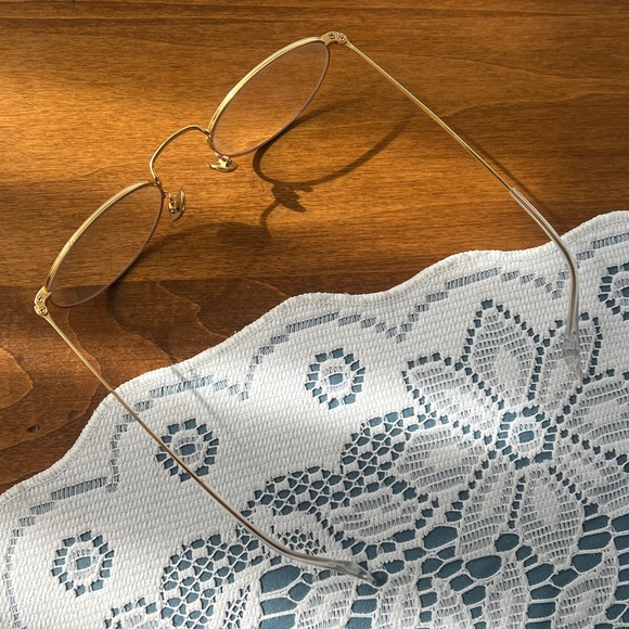 Ray-Ban Round Gold Titanium Glasses frames main image 5